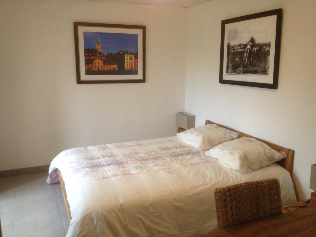 La Grange O Belles Bed and Breakfast Champfrémont Δωμάτιο φωτογραφία