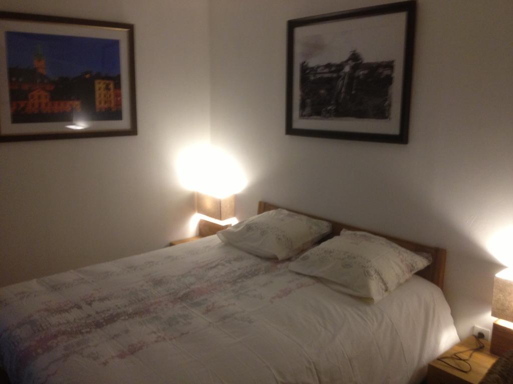 La Grange O Belles Bed and Breakfast Champfrémont Δωμάτιο φωτογραφία